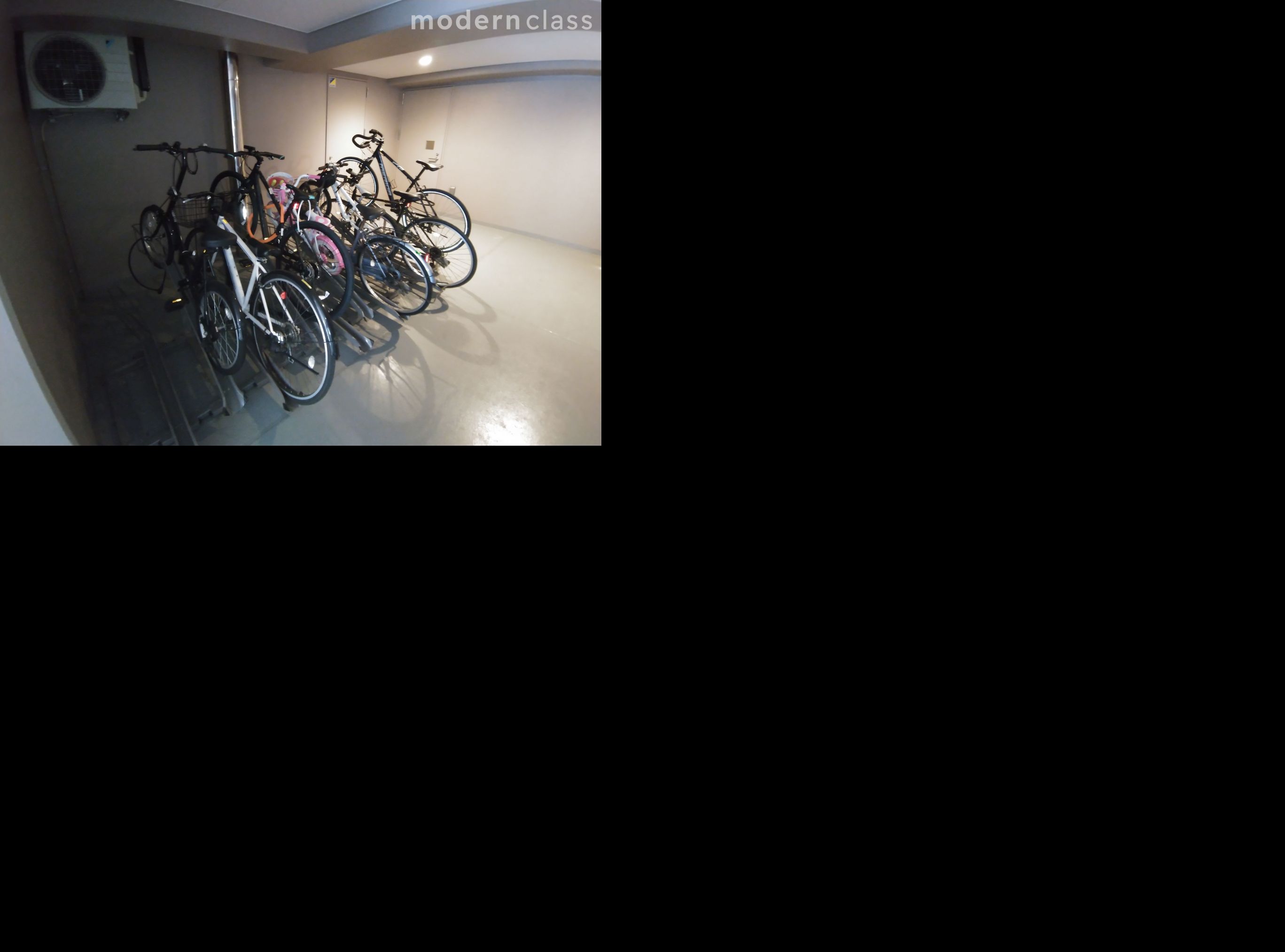 自転車駐輪場