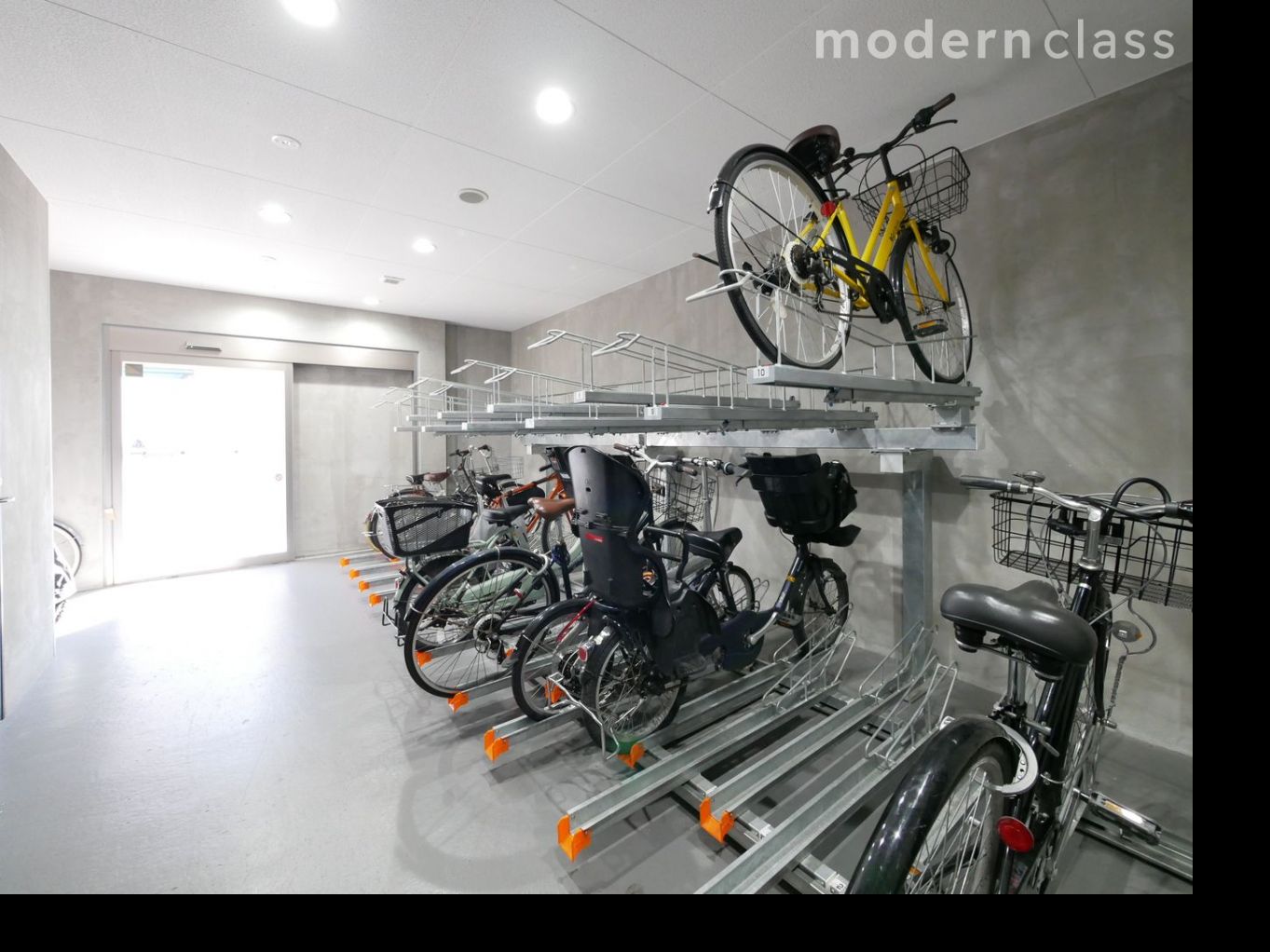 屋内自転車駐輪場